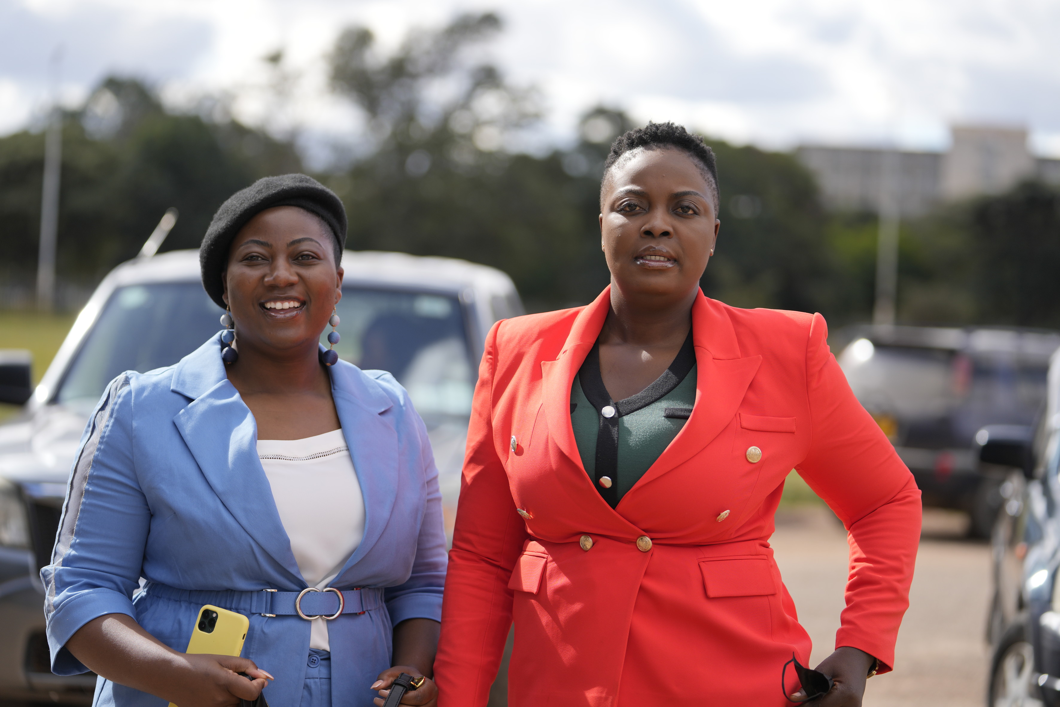 Simbabwe Cecillia Chimbiri, Joanna Mamombe, Netsai Marova (August 2022