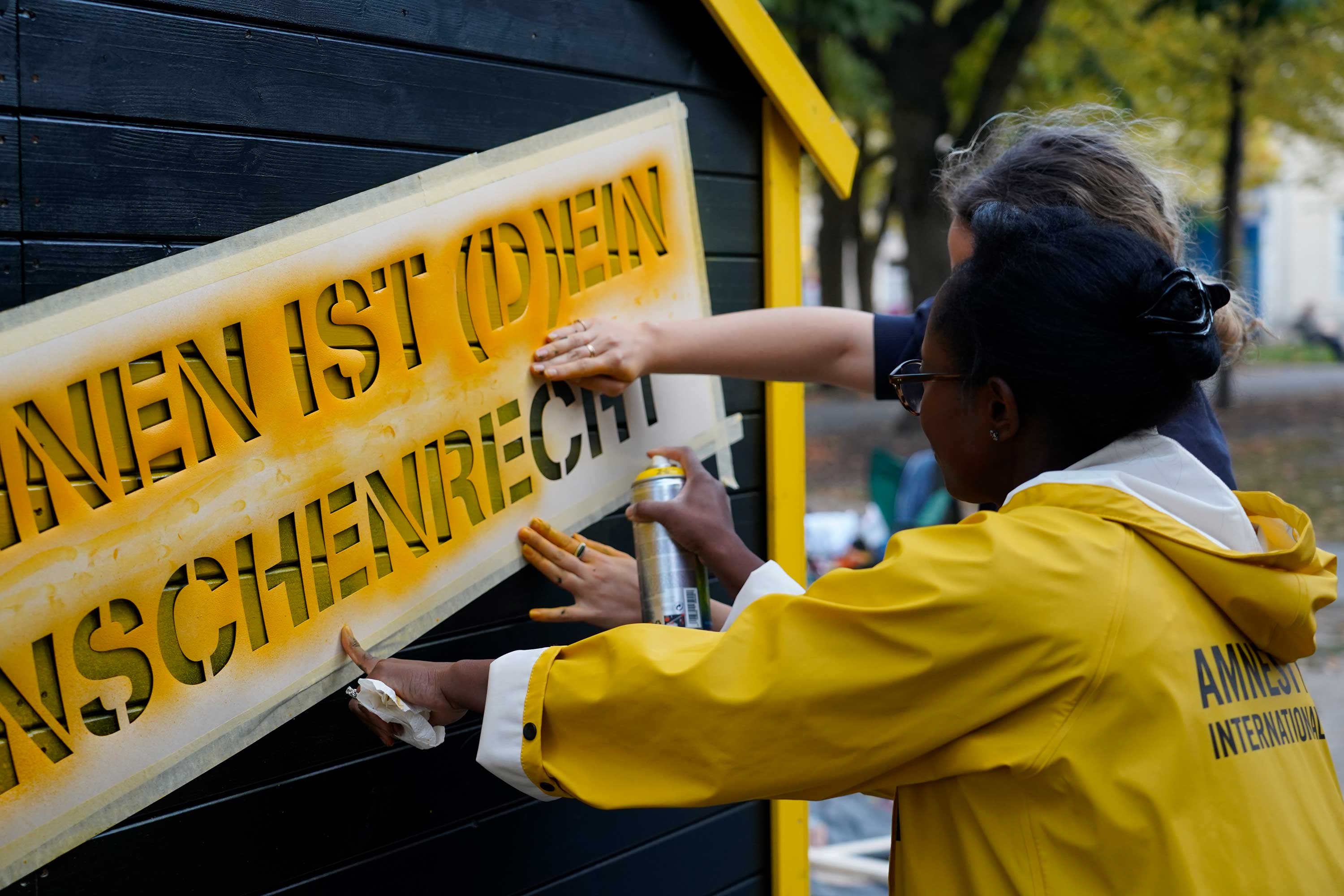 Amnesty startet Aktionswoche "Wohnen ist (d)ein Menschenrecht